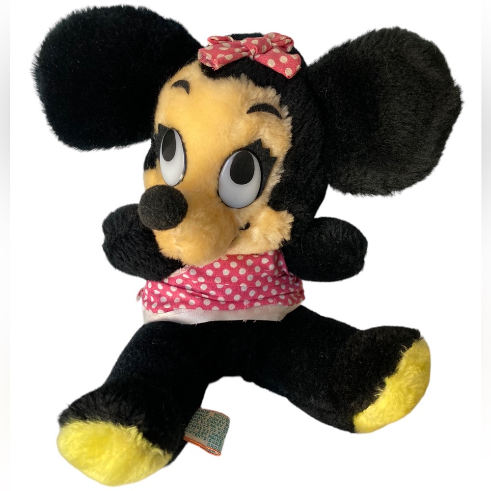 Vintage Walt Disney Minnie Mouse 7"‎ Stuffed Plush.  Ground Nut Shells. 1977